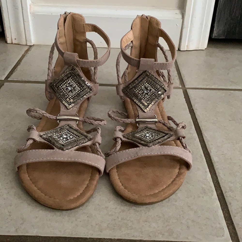 Muk Luk sandals